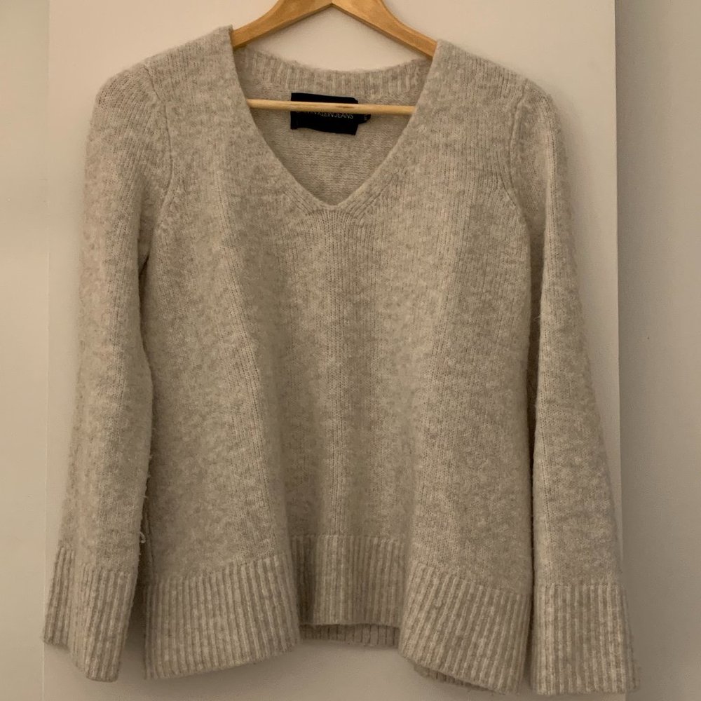 Grey v-neck sweater - super cozy!